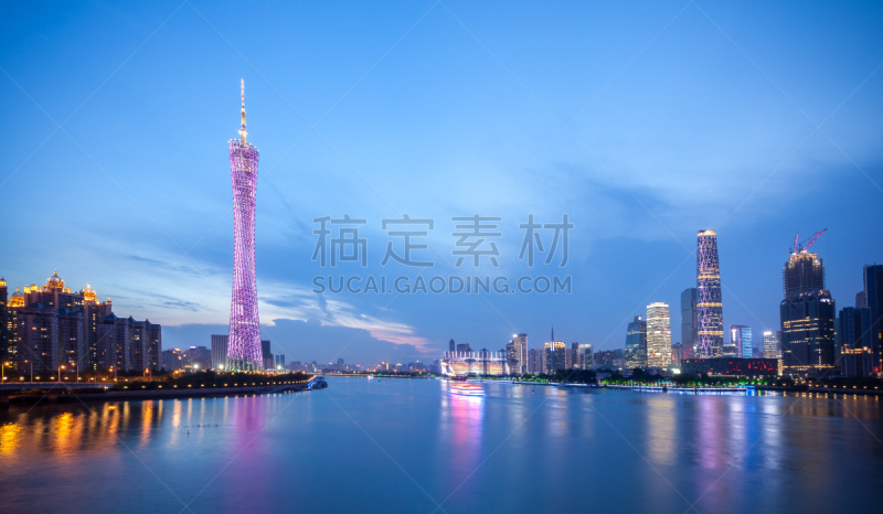 广州,夜晚,轻轨,单轨电车,办公园区,观光船,天空,留白,未来,高视角