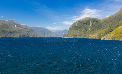doubtful sound,峡湾,新西兰,峡湾国家陆地,色彩鲜艳,船,著名景点,自然美,海岸线,海湾