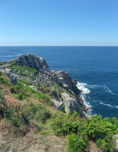 赫兹海岬,布列塔尼,河岸区,菲尼斯泰尔省,海岬,簇叶从生的,垂直画幅,无人,大西洋,岩层
