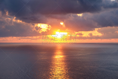 海洋,视角,自然美,在上面,水,天空,美,水平画幅,云,无人