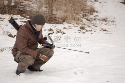 箭术,雪,男性,箭袋,射箭弓,箭,水平画幅,冬天,芦荟树木,户外