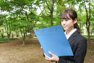 文档,青年人,女商人,拿着,使用嘴巴,经理,仅成年人,日本人,商务,女人