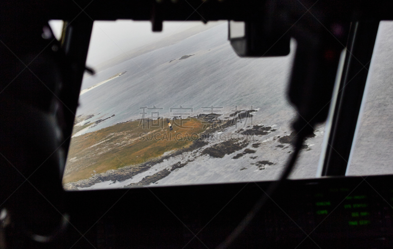 福克兰群岛,地形,半空中,c-130运输机,从在飞机驾驶舱的角度拍摄,座舱,航空器拍摄视角,飞行员,水平画幅,地质学