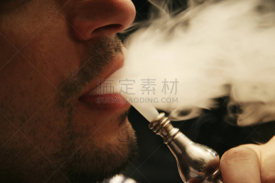 水烟袋,哈勃太空望远镜,烟,水平画幅,人的嘴,人,人群,中东人,管道,中东