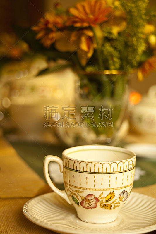 茶,等,茶话会,垂直画幅,无人,茶杯,茶碟,紫苑,餐垫,花束