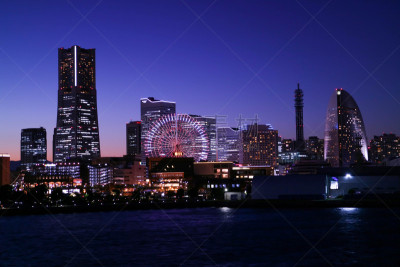 横滨,夜晚,冬天,日本,横滨海湾大桥,拉克勒兹,横滨地标大厦,横滨高速铁路,游乐园,手电筒