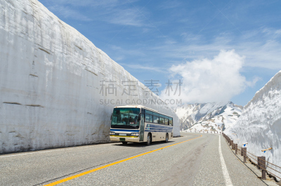 立黑山部阿尔卑斯山脉路线,日本阿尔卑斯山脉,巴士,雪,围墙,挡风玻璃,运动模糊,富山县,室堂,黑部市