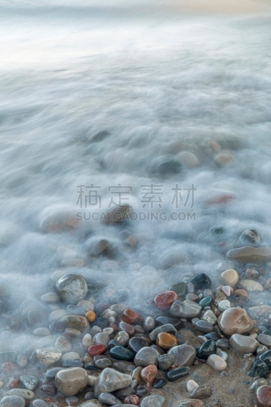 海滩,休伦湖,石头,在上面,紧迫,波浪,垂直画幅,水,褐色,沙子