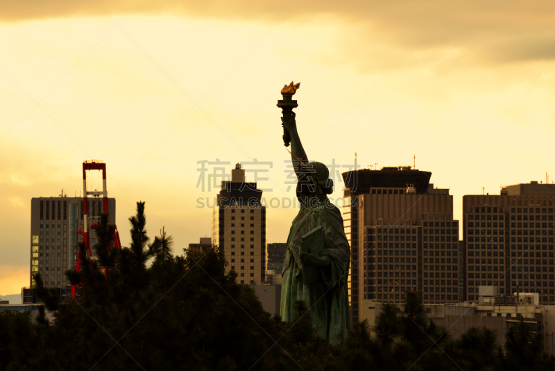 台场,摩天大楼,自由女神像,自由女神复制像,statue of liberty replic,预兆的,水平画幅,旅行者,户外,怪异