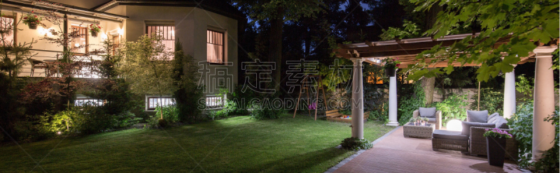 别墅,院子,美,水平画幅,门廊,夜晚,椅子,美人,草坪,户外