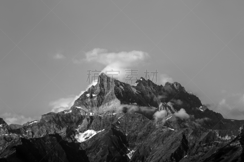 山顶,山脊,灰色,密迪齿峰,环境,云,天气,岩石,户外,天空