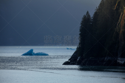 旅途,背面视角,收容所,美国,水平画幅,阿拉斯加,无人,冰山,生活方式,户外
