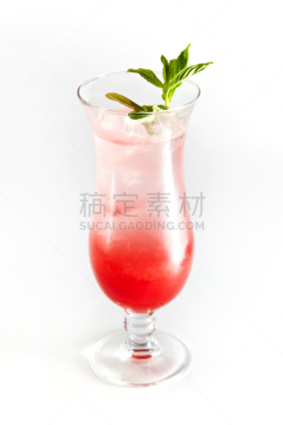 鸡尾酒,白色背景,多色的,薄荷糖,分离着色,层次,蓝色橙皮酒,苦艾酒,垂直画幅,无人