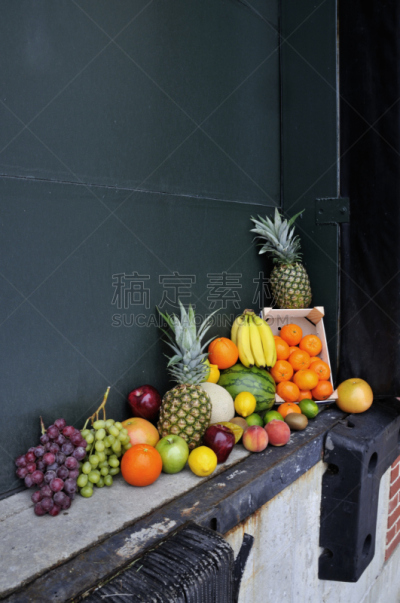 装卸港,水果,车门,粉柚,杨桃,青苹果,白葡萄,垂直画幅,留白,无人