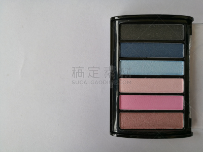 美,彩妆,睫毛膏,化妆用品,画笔,唇膏,眼影,眼线笔,多色的,白色背景