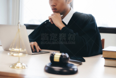 办公室,槌子,法官,脑风暴,水平画幅,文档,泰国,仅男人,仅成年人