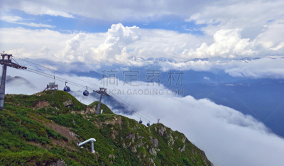 天空,夏天,云景,山,黑云压城,海洋,电缆,度假胜地,休闲活动,水平画幅