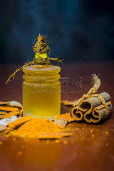 特写,肉桂,食用油,研磨食品,完整,垂直画幅,褐色,印度草医学,低密度脂蛋白