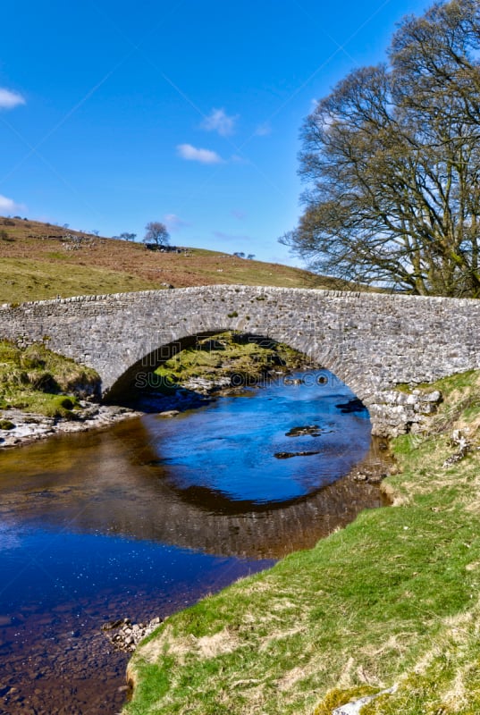 风景,桥,派格豪斯桥,wharfdale,垂直画幅,水,山,无人,运河,英格兰