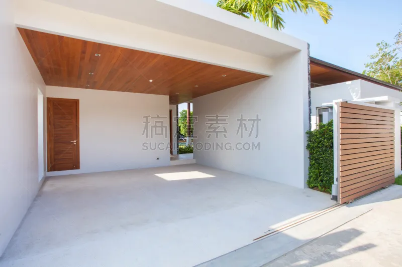室内 木制 白色 居住区 天花板 大门 建筑外部 车道 车库 硬木图片素材下载 稿定素材