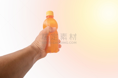 橙汁,水平画幅,素食,水果,有机食品,维生素,拿着,果汁,塑胶,饮料