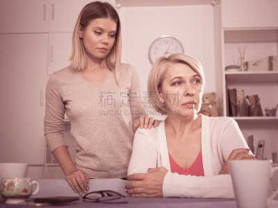 母亲,女儿,青春期,水平画幅,父母,单身母亲,情绪压力,独生子女家庭,白人,米诺瑞