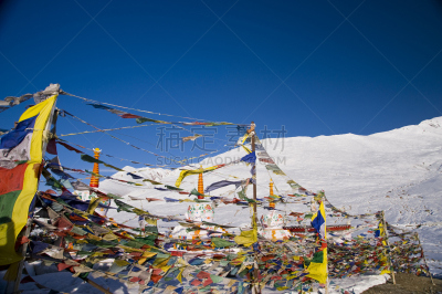 经幡,水平画幅,绿色,雪,蓝色,喜马拉雅山脉,毕底,户外,印度,红色