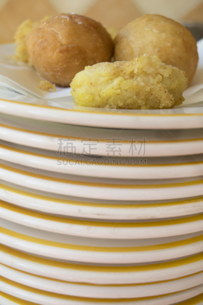 多样,碗,油炸丸子,米饭炸肉饼,炸菜球,炸丸子,垂直画幅,自助餐,开胃品,小吃
