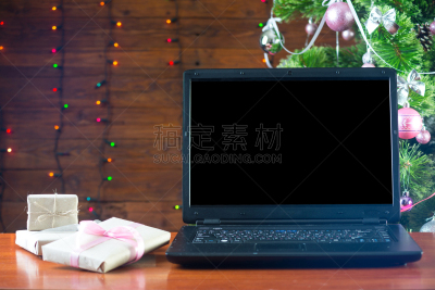笔记本电脑,太空,圣诞树,非滑雪场地的滑雪,办公室,留白,新的,水平画幅,夜晚