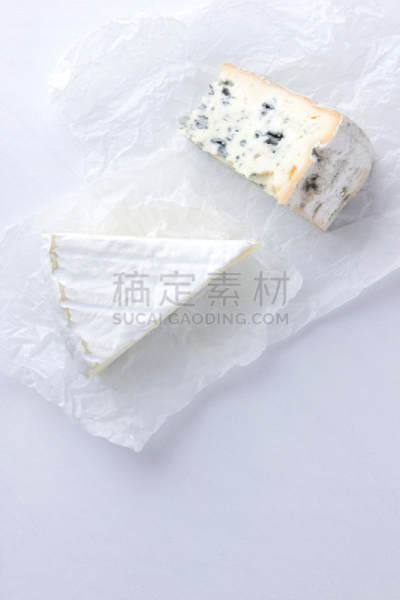 奶制品,多样,软干酪,环境保护,奶酪,白色背景,软乳酪,蓝纹乳酪,切片食物,留白