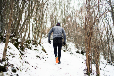 慢跑,雪,自然,男人,冬天,白昼,活力,寒冷,运动,仅男人