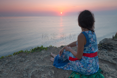 乌鲁瓦度,巴厘岛,印度尼西亚,青年女人,居住区,自然,水,女人,宁静,非都市风光