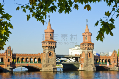 斯普利河畔,柏林,水平画幅,建筑,蓝色,欧洲,旅行者,户外,哥特式风格,多车道公路