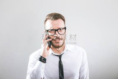 男商人,青年人,手机,文件管理,智能手表,智慧,健康,套装,男性,明亮