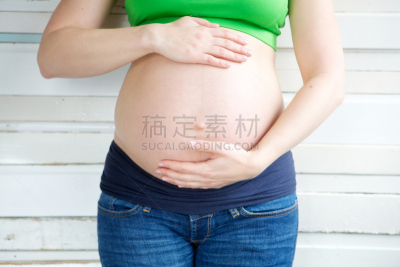 青年人,女人,拿着,牛仔裤,胃,正面视角,腹腔,纯净,健康,仅成年人