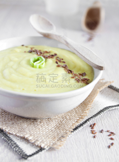 奶油,精制土豆,韭,汤,自制的,餐具,垂直画幅,素食,无人,膳食