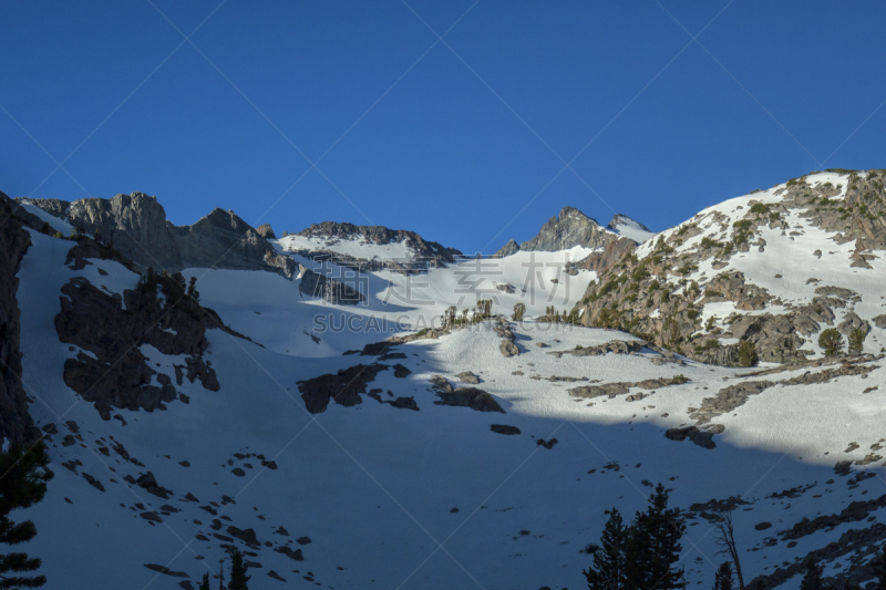 齿状山脊,日光,太平洋鸟冠小径,墨尔经,天空,美,水平画幅,山,雪,无人