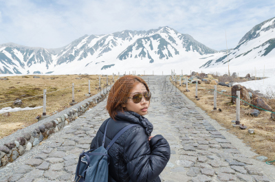 立黑山部阿尔卑斯山脉路线,日本阿尔卑斯山脉,雪,山,女性,室堂,富山,黑部市,富山县,长野县