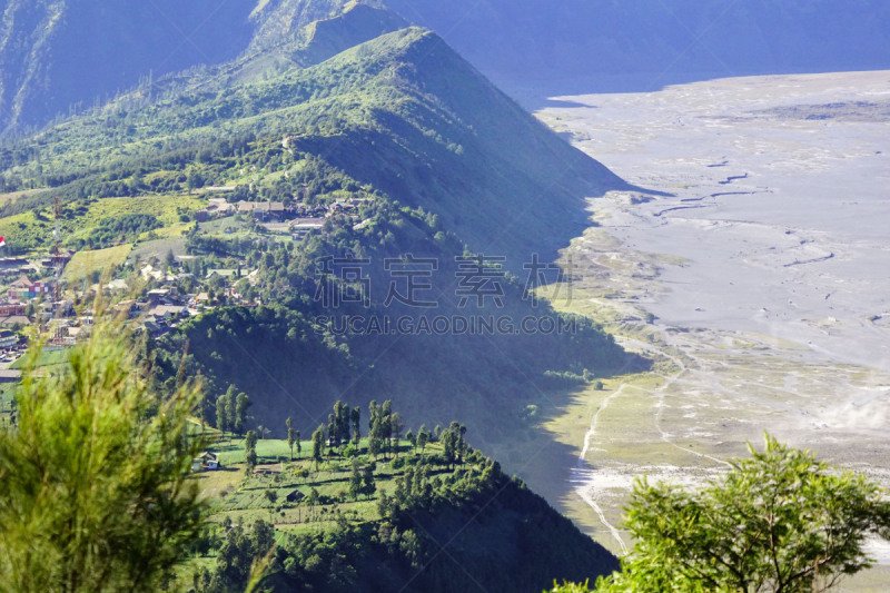 高视角,居住区,婆罗摩火山,bromo-tengger-semeru national park,东爪哇,爪哇,高原,国家公园,水平画幅,地形