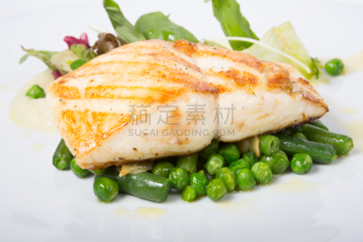 装饰菜,白色,鱼片,餐具,格子烤肉,水平画幅,胡椒,膳食,海产,西红柿