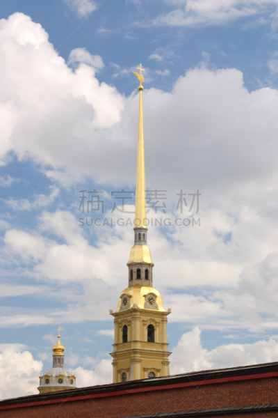 尖顶,圣徒彼得和保罗城堡,18世纪风格,风标,金叶,垂直画幅,天空,无人