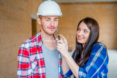 People on a consruction site