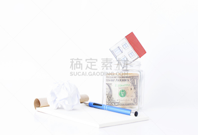 水笔,文档,瓶子,笔记本,纸球,房屋,办公室,小猪扑满,储蓄,水平画幅