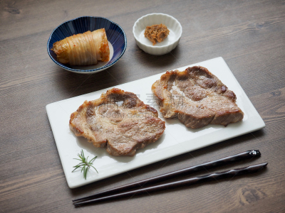 韩国食物,格子烤肉,猪肉,烧肉,烤猪肉,韩国泡菜,朝鲜的新年,韩国中秋节,韩语,日本食品