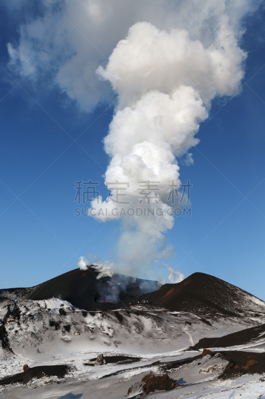 堪察加半岛,火山,风景,垂直画幅,火山渣锥,雪,火山地形,户外,烟,爆发