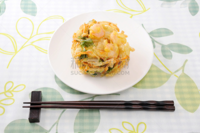 书上,天麸罗,虾,蔬菜,桌子,盘子,天妇罗虾,海老寿司,日本料理,筷子