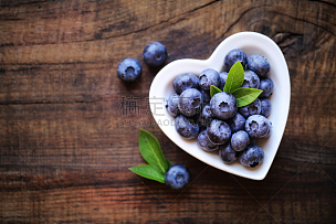 蓝莓,清新,碗,心型,留白,水平画幅,夏天,乡村风格,甜点心,想法