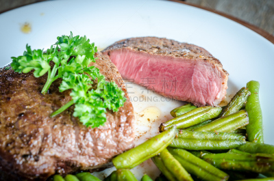 牛排,t骨牛排,阿伯丁安格斯牛,格子烤肉,腰肉,蔬菜,横截面,清新,烤的,食品