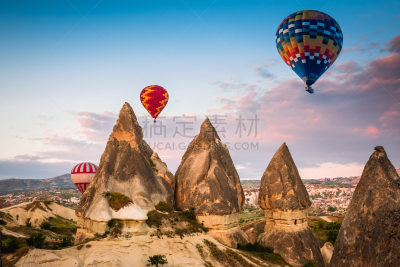 卡帕多奇亚,热气球,热,在上面,土耳其,半空中,风,水平画幅,山,安纳托利亚