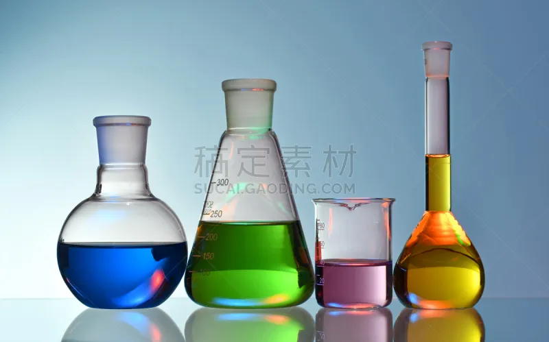 液体 多色的 实验室玻璃器皿 蓝色背景 微生物学 健康保健 化学 量筒 生物科技 烧瓶图片素材下载 稿定素材 液体 多色的 实验室玻璃器皿 蓝色背景 微生物学 健康保健 化学 量筒 生物科技 烧瓶图片素材下载 稿定素材